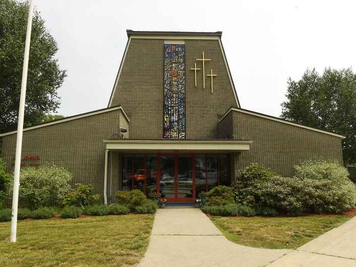 East Lyme Food Pantry at St John’s Episcopal Church