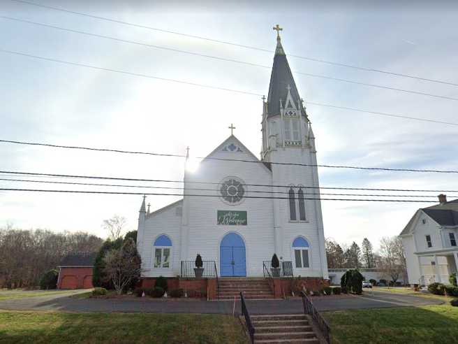 Town of East Hampton - St. Patrick Church