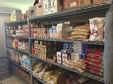 food worthington shelf christian church foodpantries pantry display information