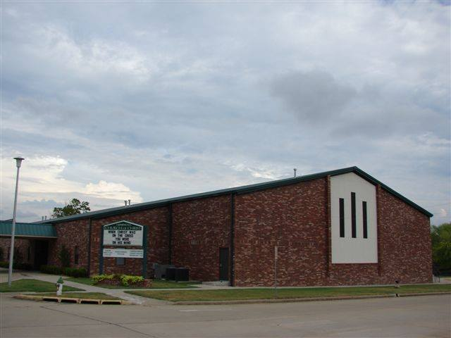 Eagle Heights Christian Center - Food Pantry