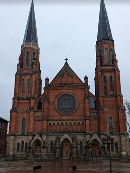 Basilica of Ste. Anne De Detroit Food Pantry