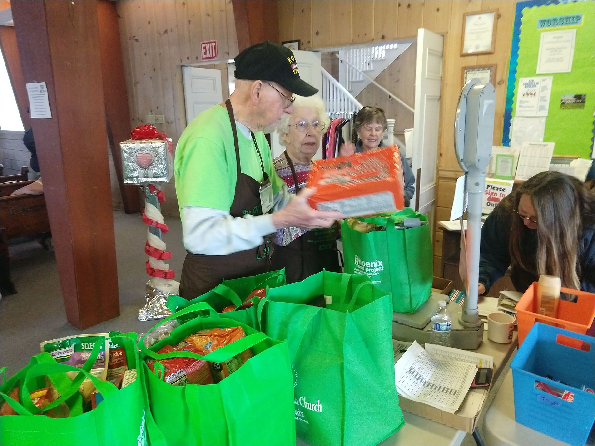 1st Phoenix Community Center Food Pantry