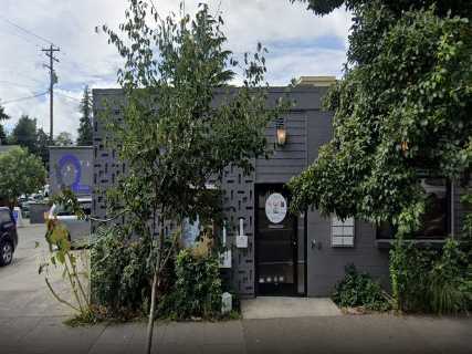 Hand Up Project Food Pantry at Mississippi Avenue