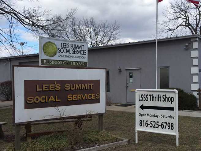 Lee's Summit Social Services Food Pantry 