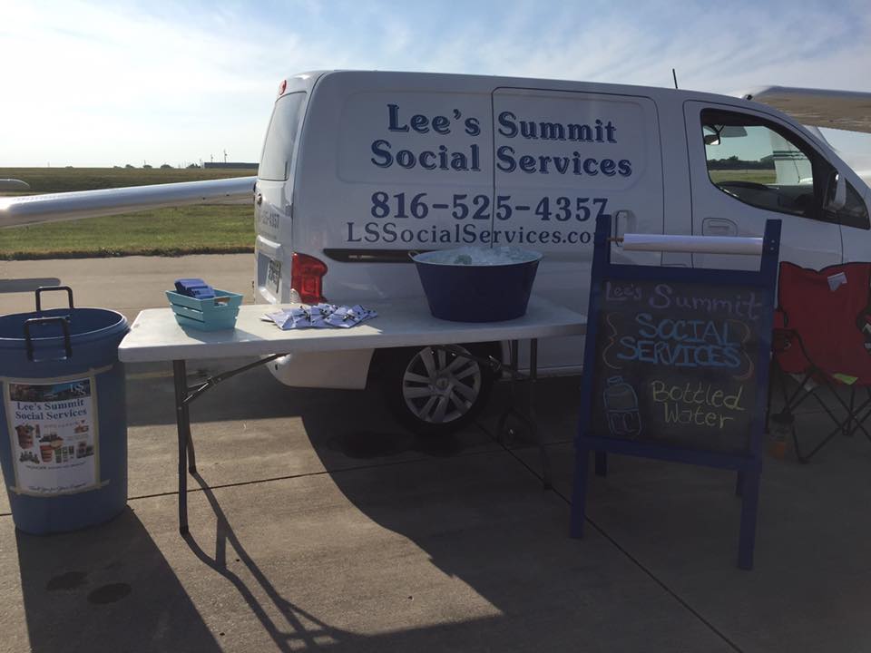 Lee's Summit Social Services Food Pantry