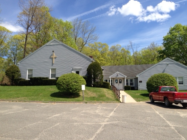 Fishes And Loaves Food Pantry at Pilgrim House